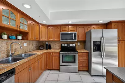 8540 SW 133rd Ave Rd #112, Miami, FL 33183 - Photo 7