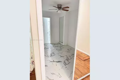 1007 Meridian Ave #9, Miami Beach, FL 33139 - Photo 1