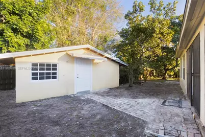 3017 Bahama Dr, Miramar, FL 33023 - Photo 25