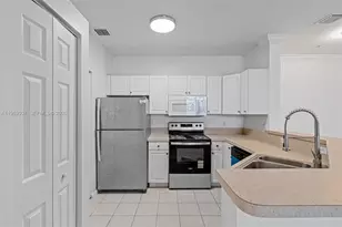 4704 SW 160th Ave, Miramar, FL 33027 - Photo 5