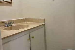 1800 SW 81st Ave, North Lauderdale, FL 33068 - Photo 15