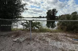 2811 NW 26th Ave, Oakland Park, FL 33311 - Photo 21