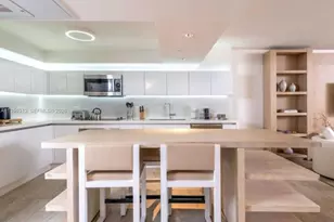 102 24th St, Miami Beach, FL 33139 - Photo 9
