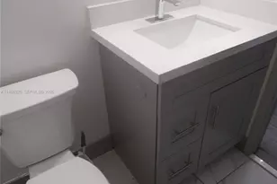 701 SW 141st Ave, Pembroke Pines, FL 33027 - Photo 23