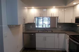 701 SW 141st Ave, Pembroke Pines, FL 33027 - Photo 17