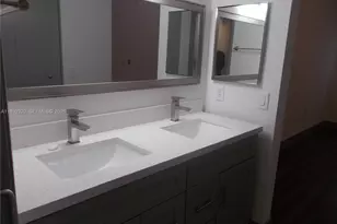 701 SW 141st Ave, Pembroke Pines, FL 33027 - Photo 41