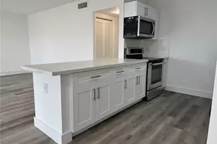 630 Layne Blvd, Hallandale Beach, FL 33009 - Photo 7