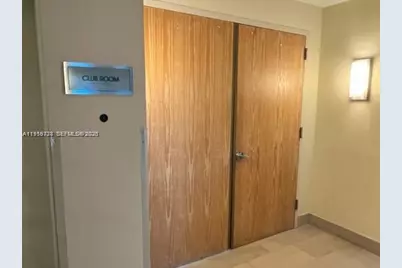 950 Brickell Bay Dr #4100, Miami, FL 33131 - Photo 31