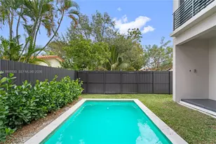 1431 SW 20th St, Miami, FL 33145 - Photo 3