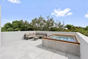 1431 SW 20th St, Miami, FL 33145 - Photo 13
