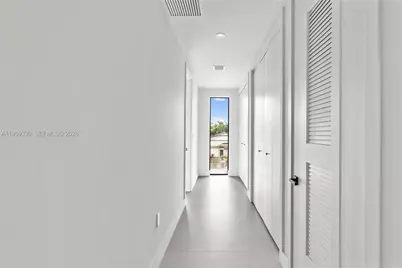 1431 SW 20th St, Miami, FL 33145 - Photo 37