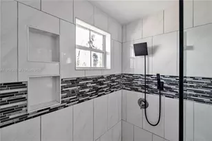 20709 NW 1st St, Pembroke Pines, FL 33029 - Photo 25