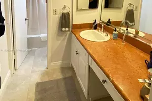 5701 Collins Ave, Miami Beach, FL 33140 - Photo 15