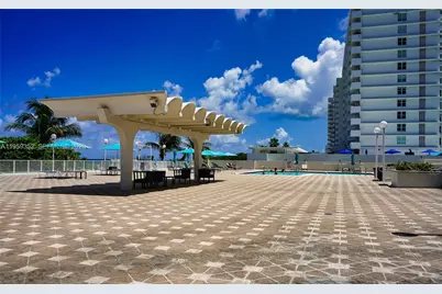 5701 Collins Ave #1705, Miami Beach, FL 33140 - Photo 47