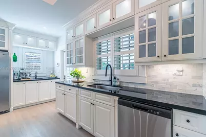 428 Giralda Ave, Coral Gables, FL 33134 - Photo 21