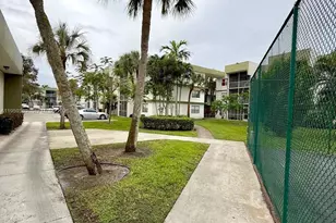 4205 N University Dr, Sunrise, FL 33351 - Photo 29