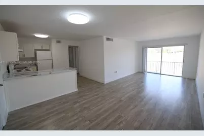 3501 W 11th Ave #207, Hialeah, FL 33012 - Photo 5