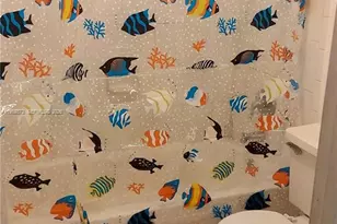 25 NW 50th Ave, Miami, FL 33126 - Photo 7