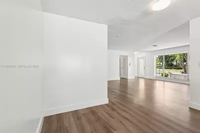 2720 NE 25th Ter, Boca Raton, FL 33431 - Photo 7