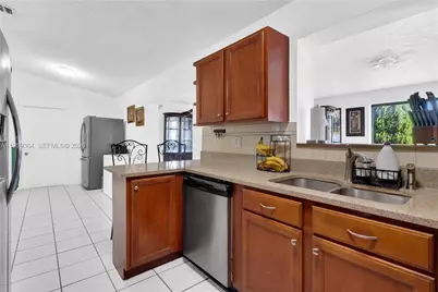 28705 SW 142nd Ct, Homestead, FL 33033 - Photo 11