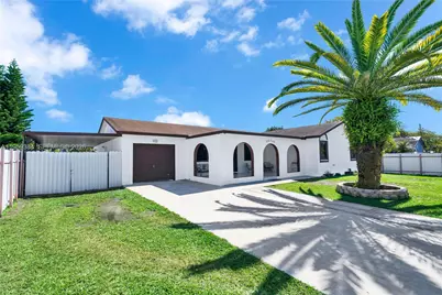 28705 SW 142nd Ct, Homestead, FL 33033 - Photo 1