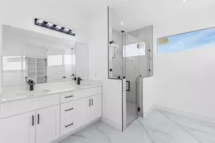 1523 NE 19th Ave, Cape Coral, FL 33909 - Photo 19