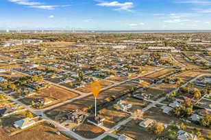 1523 NE 19th Ave, Cape Coral, FL 33909 - Photo 25