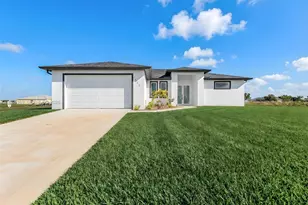 1523 NE 19th Ave, Cape Coral, FL 33909 - Photo 1