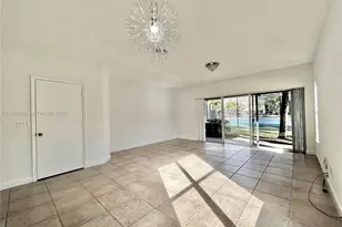 12161 SW 4th St, Pembroke Pines, FL 33025 - Photo 7