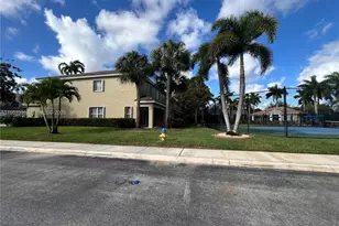 12161 SW 4th St, Pembroke Pines, FL 33025 - Photo 61