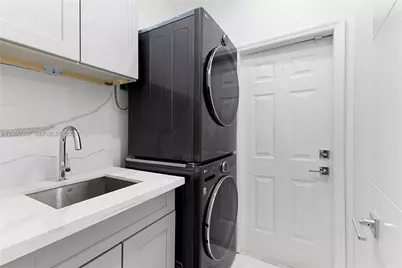 11321 NW 79th Ln, Doral, FL 33178 - Photo 31