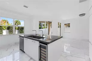 11321 NW 79th Ln, Doral, FL 33178 - Photo 15