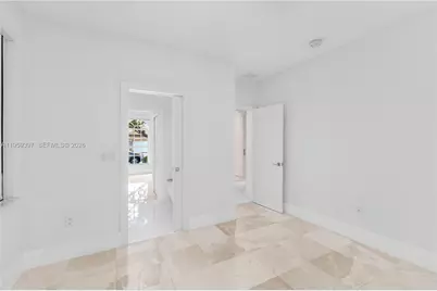 11321 NW 79th Ln, Doral, FL 33178 - Photo 17