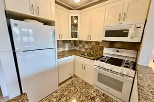 301 E McNab Rd, Pompano Beach, FL 33060 - Photo 7