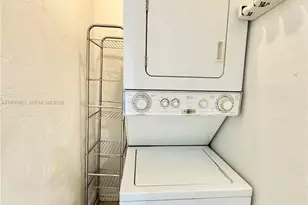 8650 SW 67th Ave, Pinecrest, FL 33156 - Photo 13