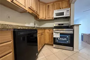 8650 SW 67th Ave, Pinecrest, FL 33156 - Photo 3