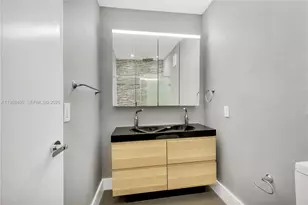 10639 SW 113th Pl, Miami, FL 33176 - Photo 21