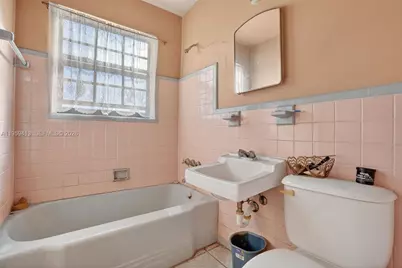 16930 NW 37th Pl, Miami Gardens, FL 33055 - Photo 9