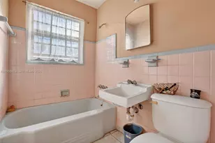 16930 NW 37th Pl, Miami Gardens, FL 33055 - Photo 9