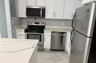 4210 SW 10th St, Plantation, FL 33317 - Photo 5