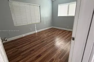 4210 SW 10th St, Plantation, FL 33317 - Photo 13