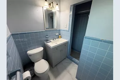 4210 SW 10th St, Plantation, FL 33317 - Photo 9