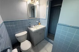 4210 SW 10th St, Plantation, FL 33317 - Photo 9