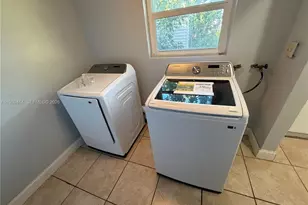 4210 SW 10th St, Plantation, FL 33317 - Photo 15