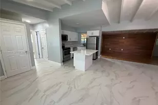 4210 SW 10th St, Plantation, FL 33317 - Photo 3