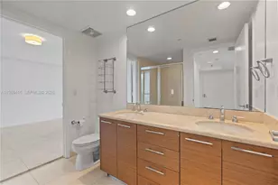 50 Biscayne Blvd, Miami, FL 33132 - Photo 21