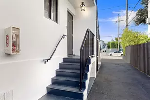 329 SW 9th Ave, Miami, FL 33130 - Photo 9