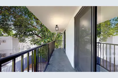 329 SW 9th Ave, Miami, FL 33130 - Photo 43