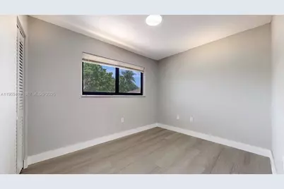 329 SW 9th Ave, Miami, FL 33130 - Photo 37