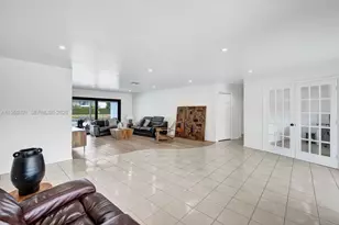 16653 Golfview Dr, Weston, FL 33326 - Photo 19